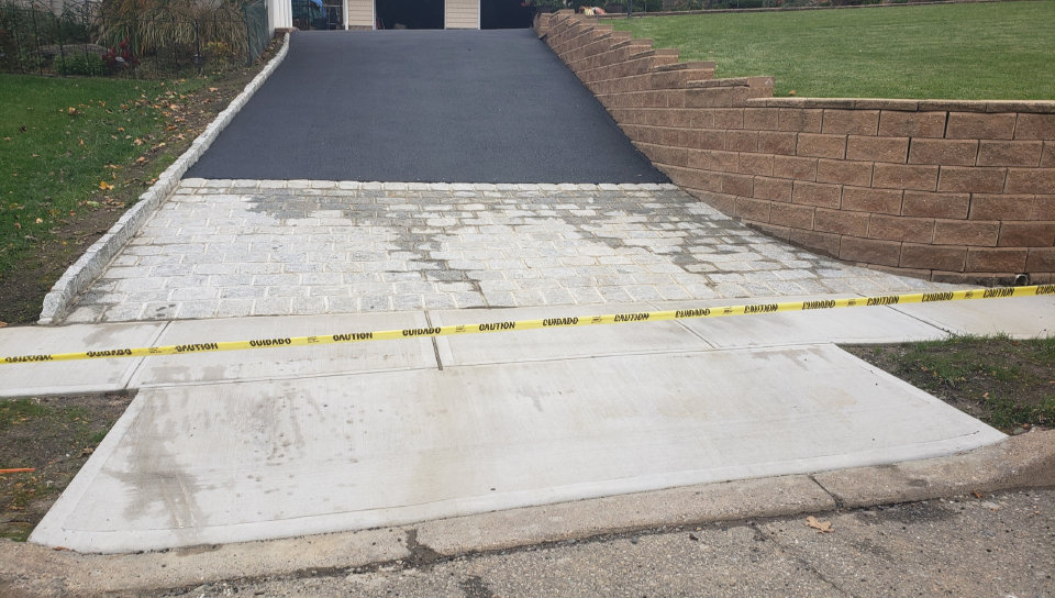 georgessonsgeneralconstruction041001.jpg